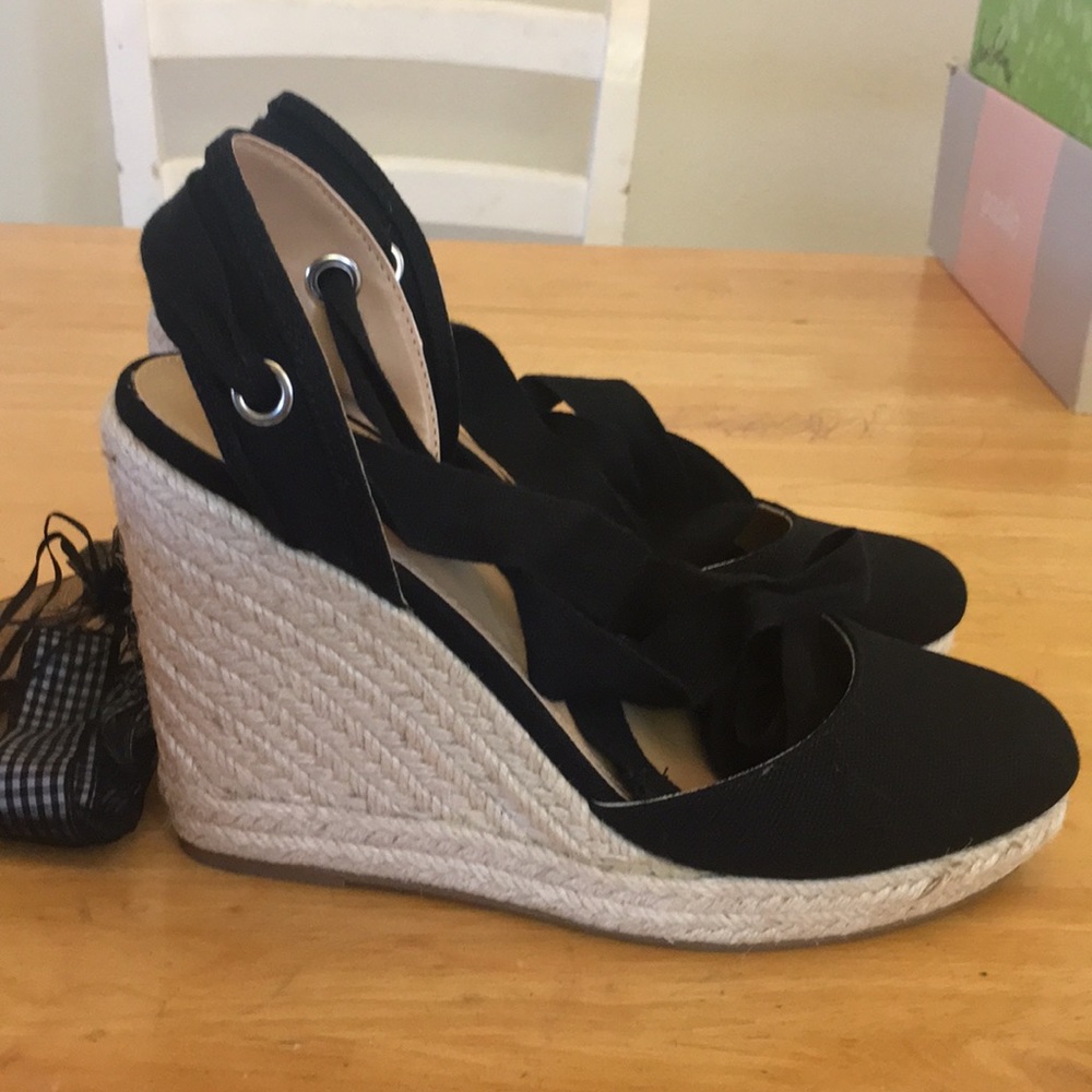 Express Black espadrille wedges (NWOT)